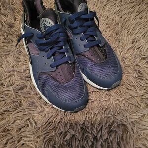 Nike Men's Navy and Gray Sneakers